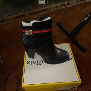 🆕 Seven Dials Heavenly Women's Ankle Boots